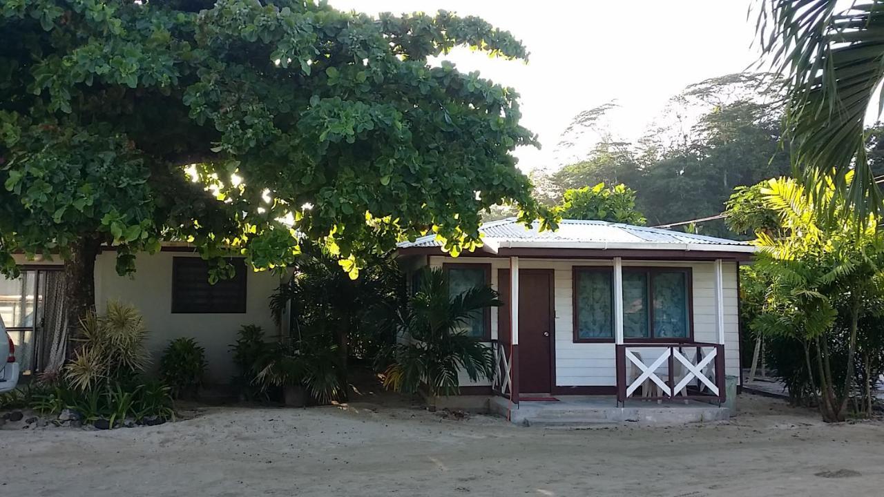 Hotel Vacation Beach Fales Manase Exterior foto