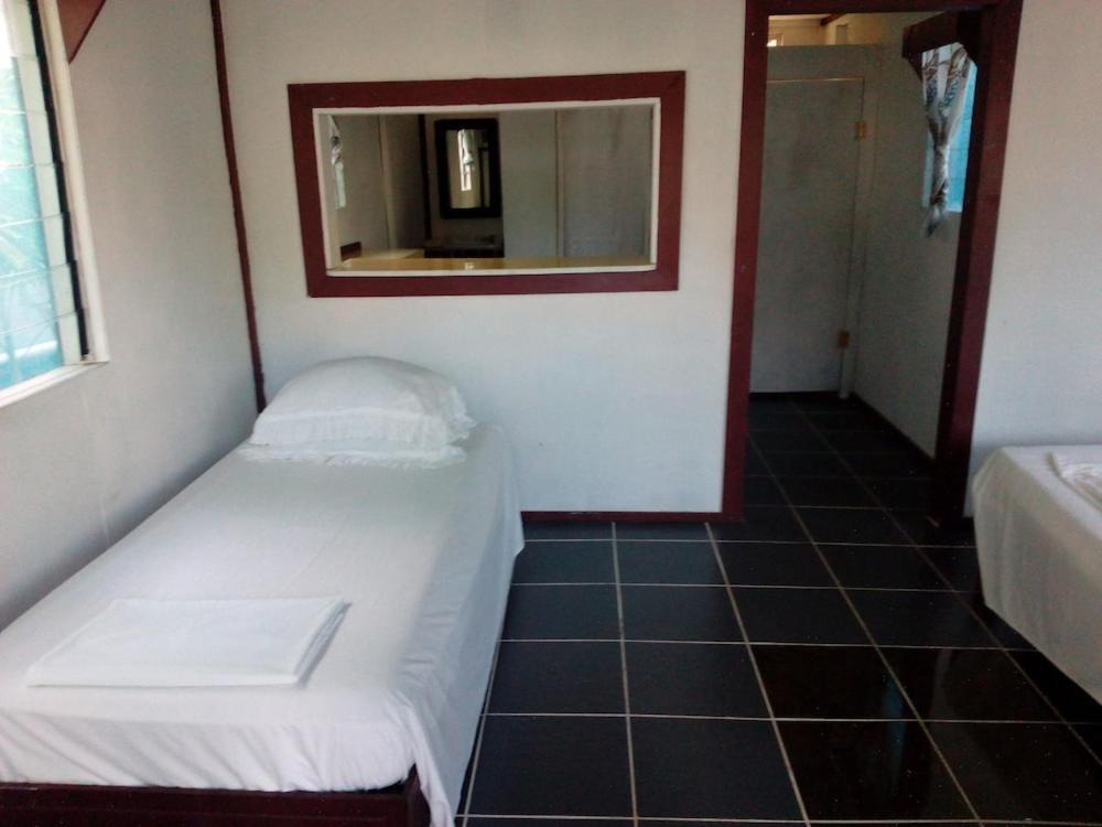 Hotel Vacation Beach Fales Manase Exterior foto